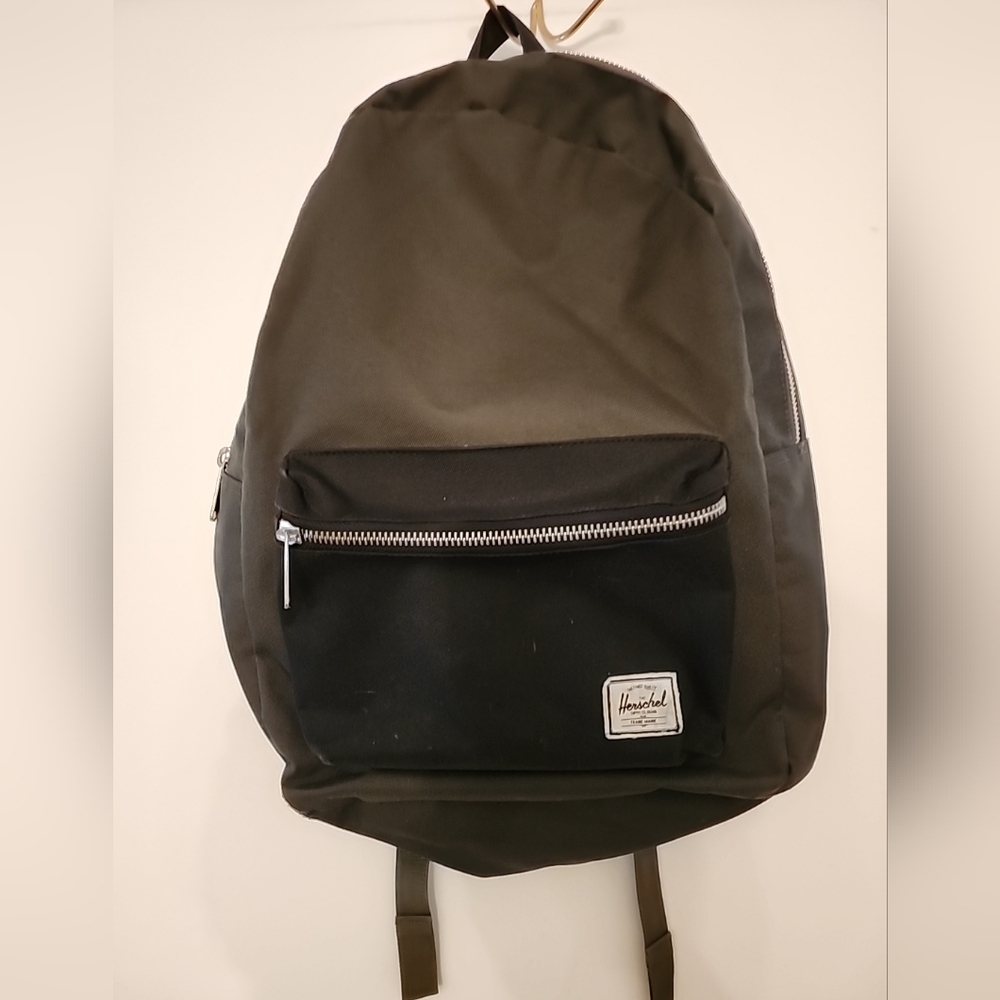 Herchel Supply Co. Settlement Backpack